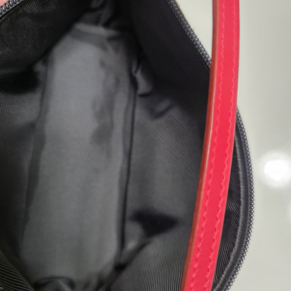 Authentic Gucci Beige and Red Women's Bag From Japan Looks Brandnew - Picture 7 of 13